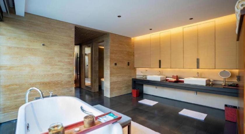 Hotel Ahn Luh Zhu Jia Jiao Shanghái Exterior foto